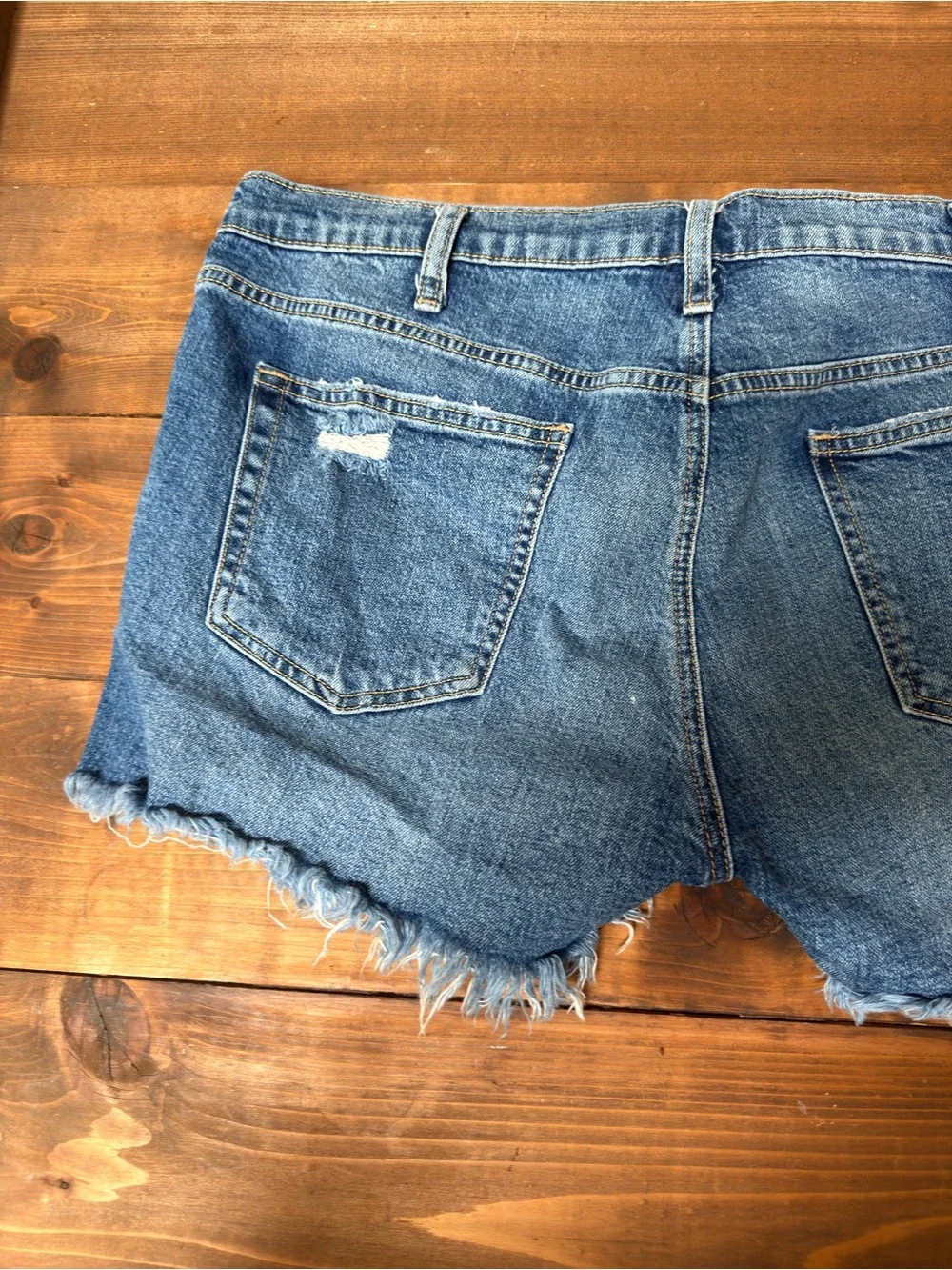 Silver Jeans Co. Distressed Medium Wash Cutoff Denim Shorts